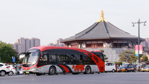 “五一”假期，洛陽(yáng)公交人用奉獻堅守